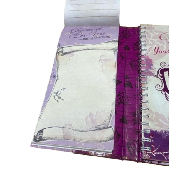 Ever After High A  Spellbinding School Planner - Picture 8 of 11